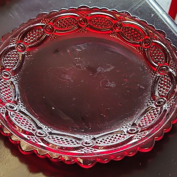 Avon Vintage Cape Cod Ruby Red Dessert Plates - Picture 1 of 4
